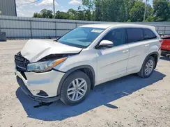 5TDBKRFH7GS328270 2016 TOYOTA HIGHLANDER