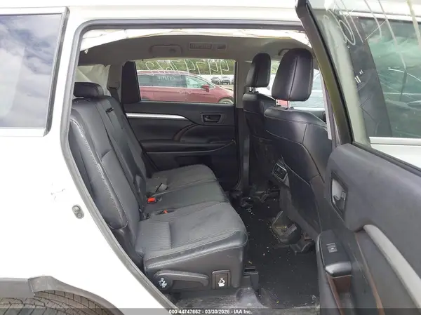 5TDBKRFH7GS344856 2016 TOYOTA HIGHLANDER - Image 8