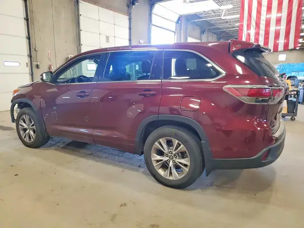 5TDBKRFH7GS346039 2016 TOYOTA HIGHLANDER - Image 2