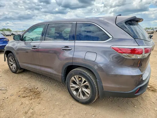 5TDBKRFH7GS355890 2016 TOYOTA HIGHLANDER - Image 2