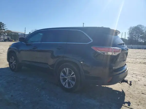 5TDBKRFH8GS242062 2016 TOYOTA HIGHLANDER - Image 2