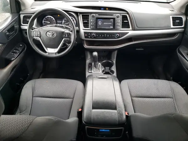 5TDBKRFH8GS265373 2016 TOYOTA HIGHLANDER - Image 8