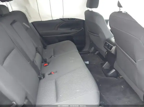 5TDBKRFH8GS270010 2016 TOYOTA HIGHLANDER - Image 8
