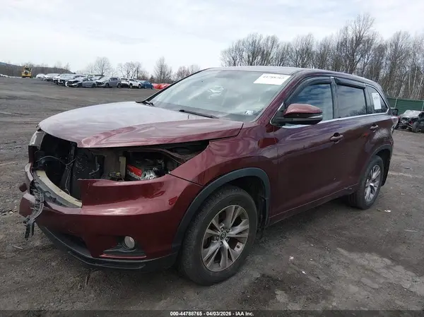 5TDBKRFH8GS294498 2016 TOYOTA HIGHLANDER - Image 2