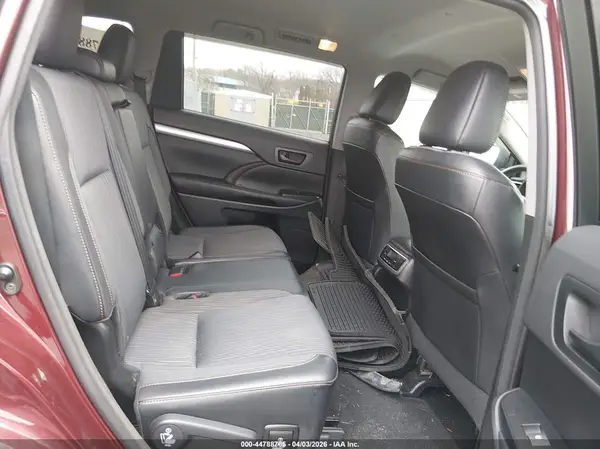 5TDBKRFH8GS294498 2016 TOYOTA HIGHLANDER - Image 8