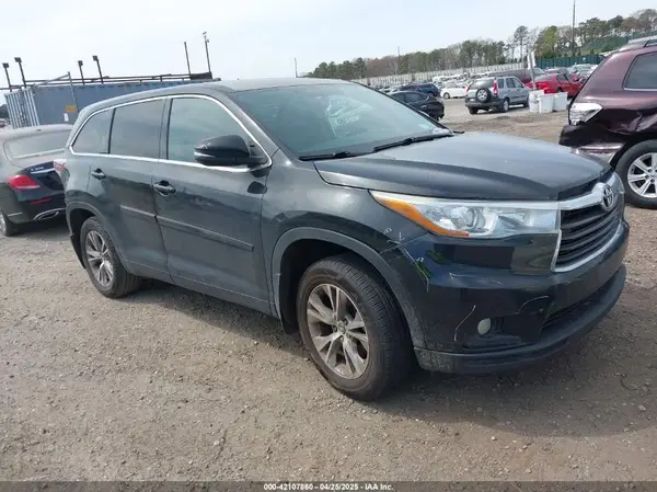 5TDBKRFH8GS311171 2016 TOYOTA HIGHLANDER - Image 1