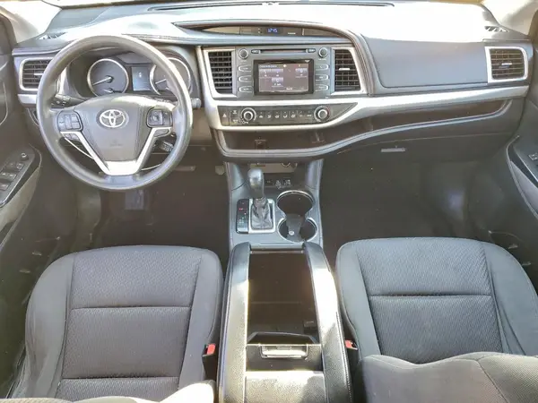 5TDBKRFH8GS330934 2016 TOYOTA HIGHLANDER - Image 8