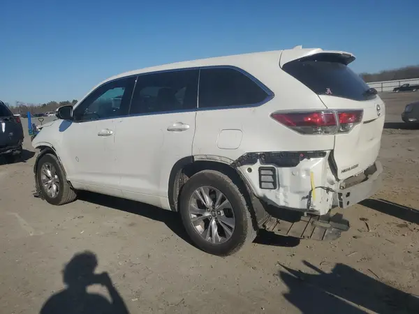 5TDBKRFH8GS339097 2016 TOYOTA HIGHLANDER - Image 2
