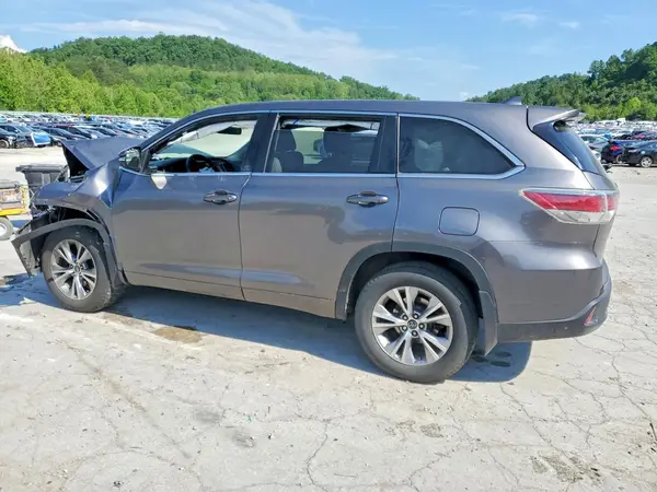5TDBKRFH8GS355882 2016 TOYOTA HIGHLANDER - Image 2