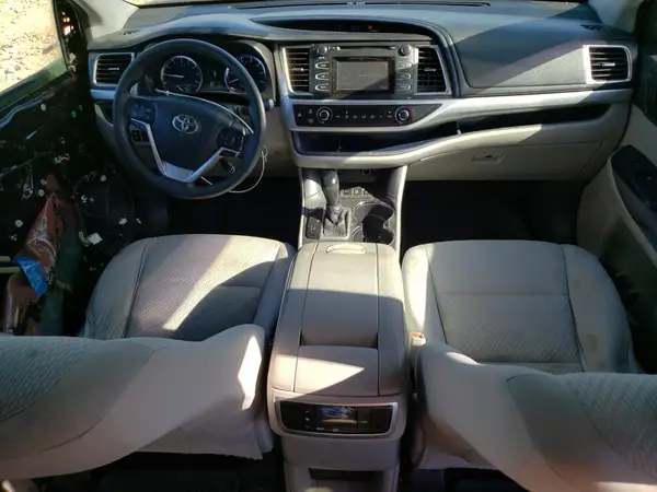 5TDBKRFH9GS228946 2016 TOYOTA HIGHLANDER - Image 8