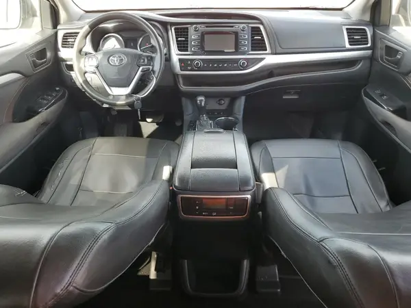 5TDBKRFH9GS228994 2016 TOYOTA HIGHLANDER - Image 8