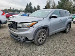 5TDBKRFH9GS242104 2016 TOYOTA HIGHLANDER
