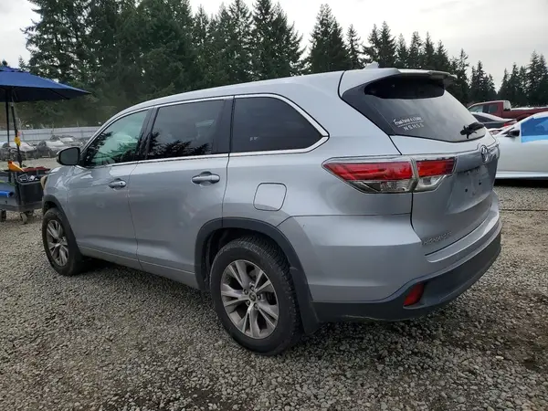 5TDBKRFH9GS242104 2016 TOYOTA HIGHLANDER - Image 2