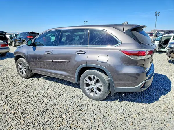 5TDBKRFH9GS253605 2016 TOYOTA HIGHLANDER - Image 2