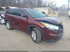 5TDBKRFH9GS260425 2016 TOYOTA HIGHLANDER