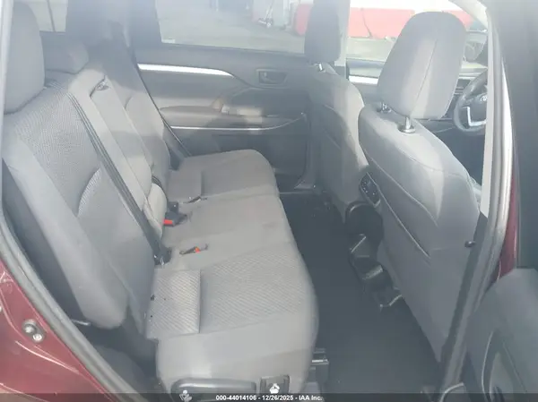 5TDBKRFH9GS260425 2016 TOYOTA HIGHLANDER - Image 8