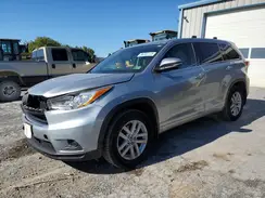 5TDBKRFH9GS272431 2016 TOYOTA HIGHLANDER