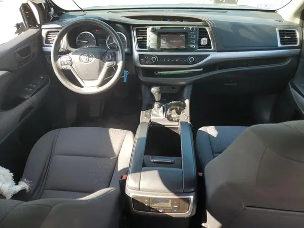 5TDBKRFH9GS275104 2016 TOYOTA HIGHLANDER - Image 8