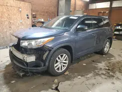 5TDBKRFH9GS282697 2016 TOYOTA HIGHLANDER