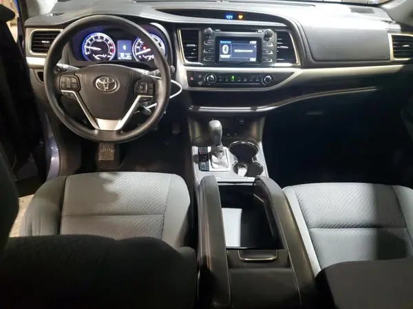 5TDBKRFH9GS282697 2016 TOYOTA HIGHLANDER - Image 8