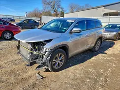 5TDBKRFH9GS283932 2016 TOYOTA HIGHLANDER