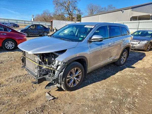 5TDBKRFH9GS283932 2016 TOYOTA HIGHLANDER - Image 1