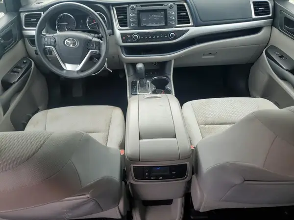 5TDBKRFH9GS299578 2016 TOYOTA HIGHLANDER - Image 8