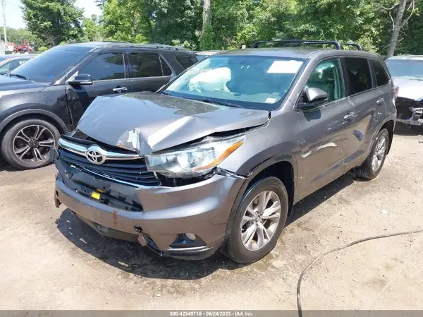 5TDBKRFH9GS308702 2016 TOYOTA HIGHLANDER - Image 2