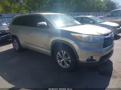 5TDBKRFH9GS309493 2016 TOYOTA HIGHLANDER