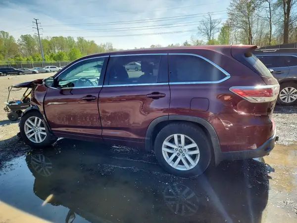 5TDBKRFH9GS325659 2016 TOYOTA HIGHLANDER - Image 2