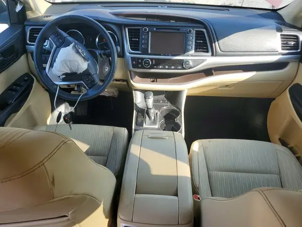 5TDBKRFH9GS337679 2016 TOYOTA HIGHLANDER - Image 8