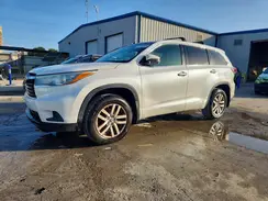 5TDBKRFHXGS230835 2016 TOYOTA HIGHLANDER
