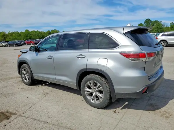 5TDBKRFHXGS233654 2016 TOYOTA HIGHLANDER - Image 2