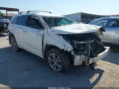 5TDBKRFHXGS242144 2016 TOYOTA HIGHLANDER