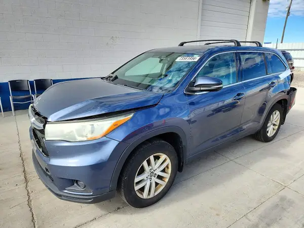 5TDBKRFHXGS243018 2016 TOYOTA HIGHLANDER - Image 1