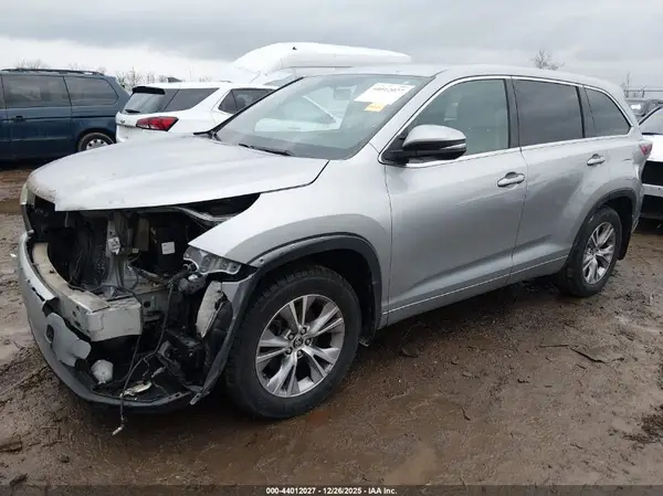 5TDBKRFHXGS244363 2016 TOYOTA HIGHLANDER - Image 2