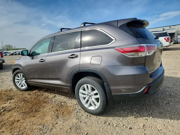 5TDBKRFHXGS253791 2016 TOYOTA HIGHLANDER - Image 2