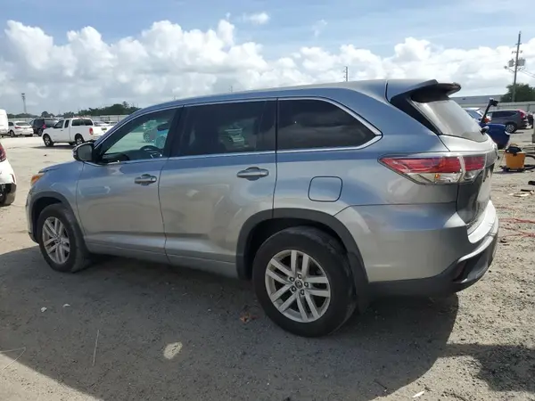 5TDBKRFHXGS263740 2016 TOYOTA HIGHLANDER - Image 2