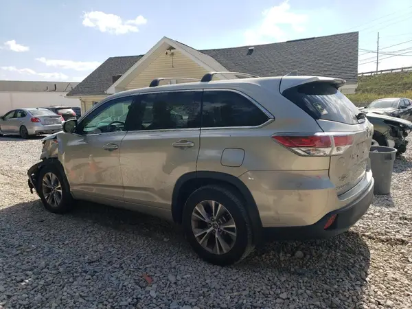 5TDBKRFHXGS264967 2016 TOYOTA HIGHLANDER - Image 2