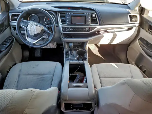 5TDBKRFHXGS275810 2016 TOYOTA HIGHLANDER - Image 8