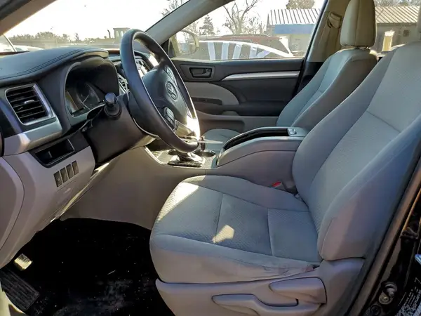 2016 TOYOTA HIGHLANDER auction photo 7