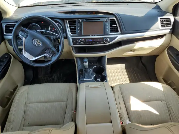 5TDBKRFHXGS294731 2016 TOYOTA HIGHLANDER - Image 8