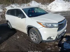5TDBKRFHXGS323290 2016 TOYOTA HIGHLANDER