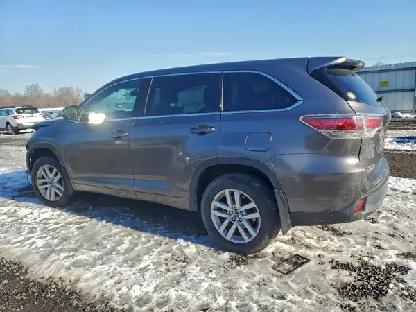 5TDBKRFHXGS330269 2016 TOYOTA HIGHLANDER - Image 2