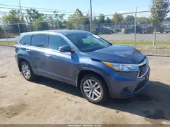5TDBKRFHXGS334676 2016 TOYOTA HIGHLANDER