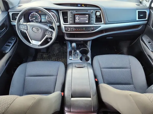 5TDBKRFHXGS340722 2016 TOYOTA HIGHLANDER - Image 8