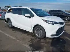 5TDBRKEC0MS065947 2021 TOYOTA SIENNA