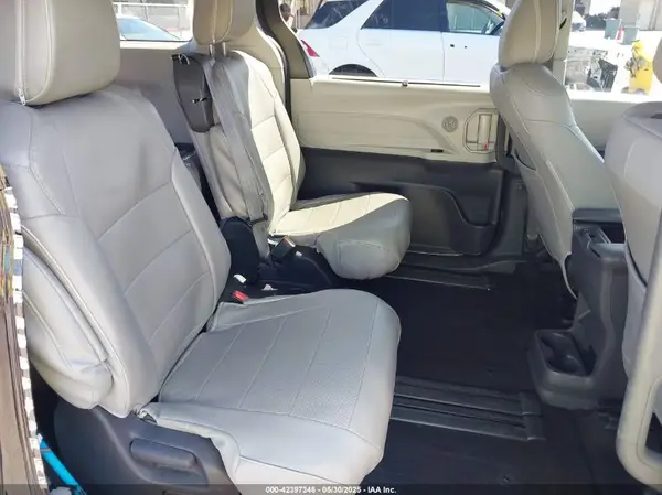 5TDBRKEC0NS102741 2022 TOYOTA SIENNA - Image 8