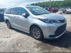 5TDBRKEC0RS202098 2024 TOYOTA SIENNA