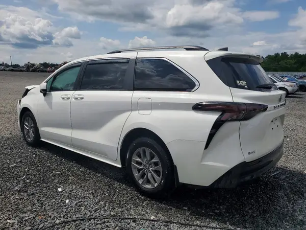5TDBRKEC0SS285778 2025 TOYOTA SIENNA - Image 2